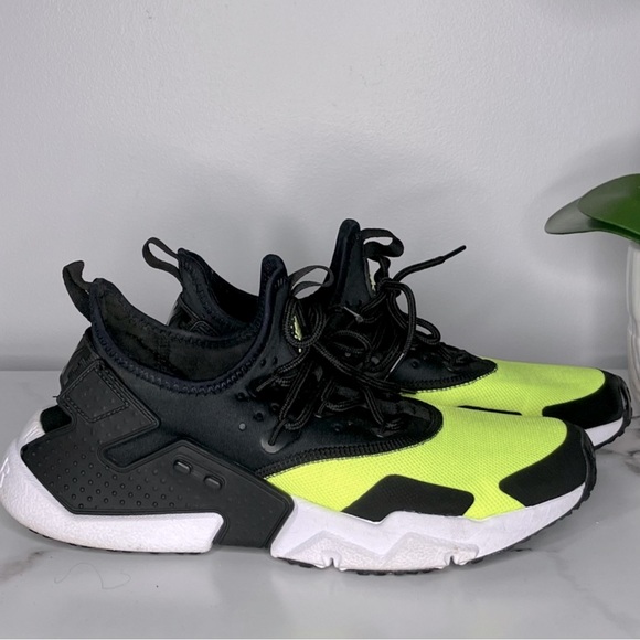 Nike Air Huarache Drift 'Black Volt' - Picture 6 of 11